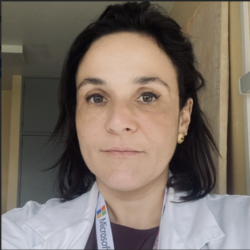 Dra. Rita Navarro : Médico